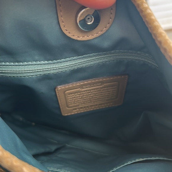 Coach Cream and Tan Leather Crossbody Bag - Picture 7 of 8